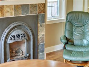 3900 Cadboro Bay Rd