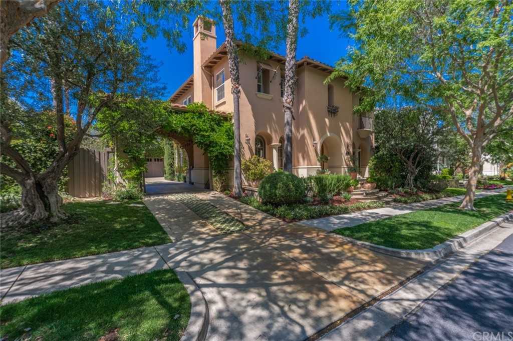 25 Peppertree