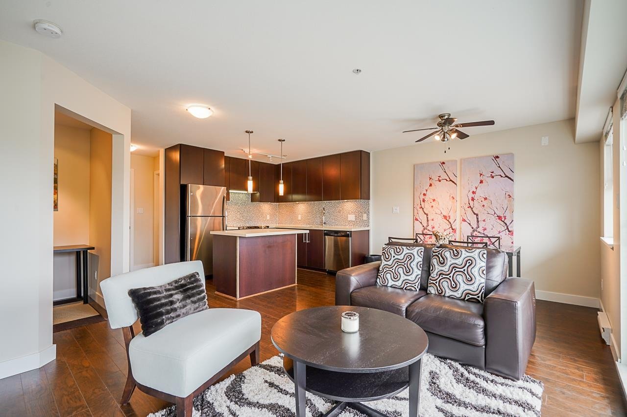 308-15735 Croydon Dr