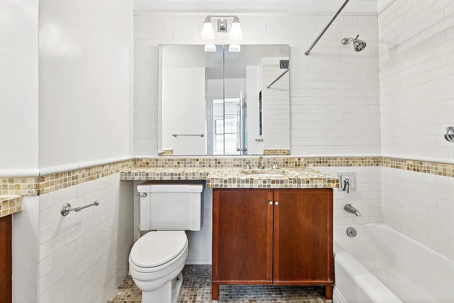 118 E 60th Street