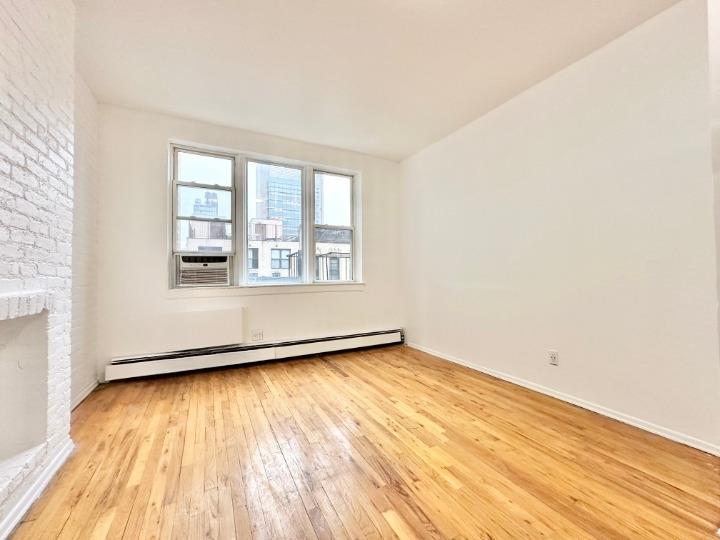306 East 93rd Street, Apt 3-C