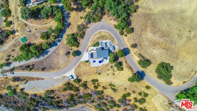 940 Latigo Canyon