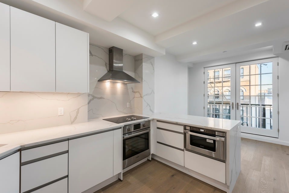 26 Ave B, #2