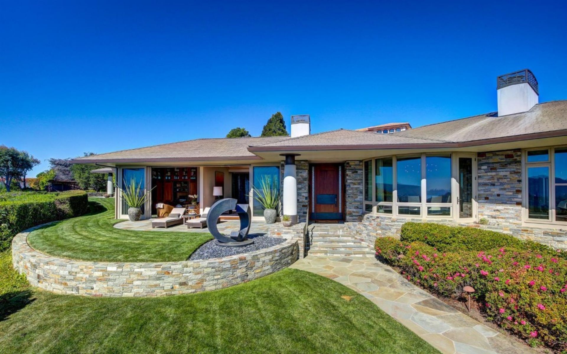 465 Ridge Road