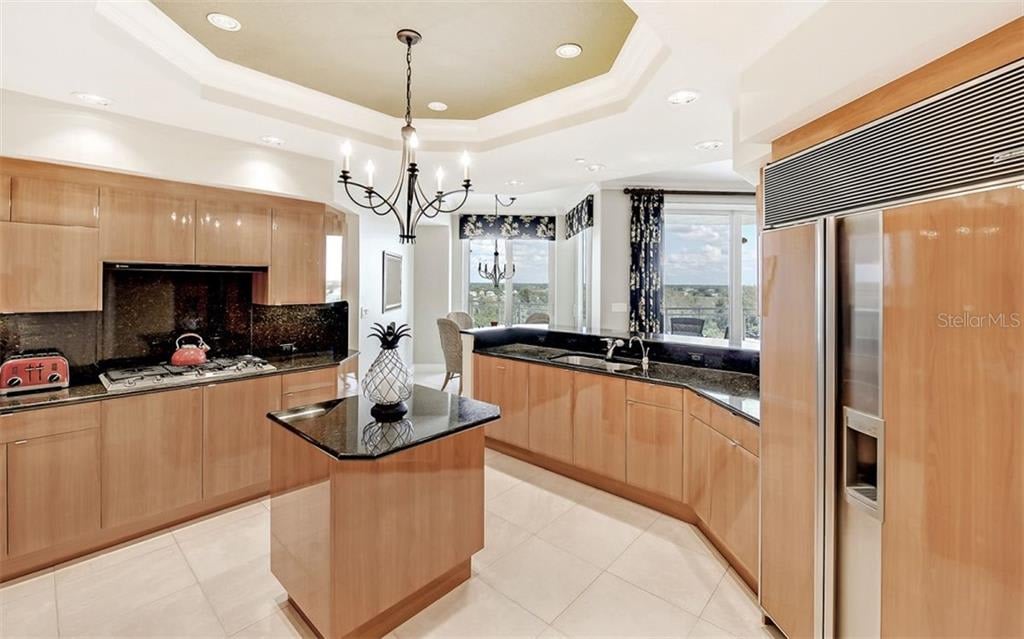 2050 Benjamin Franklin Drive Unit: B903