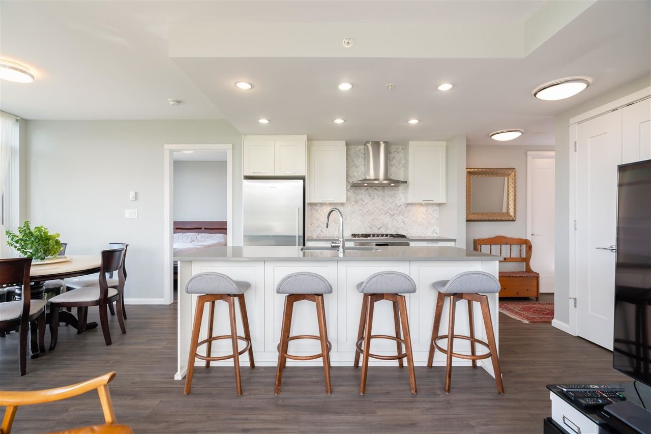 1605-520 Como Lake Ave