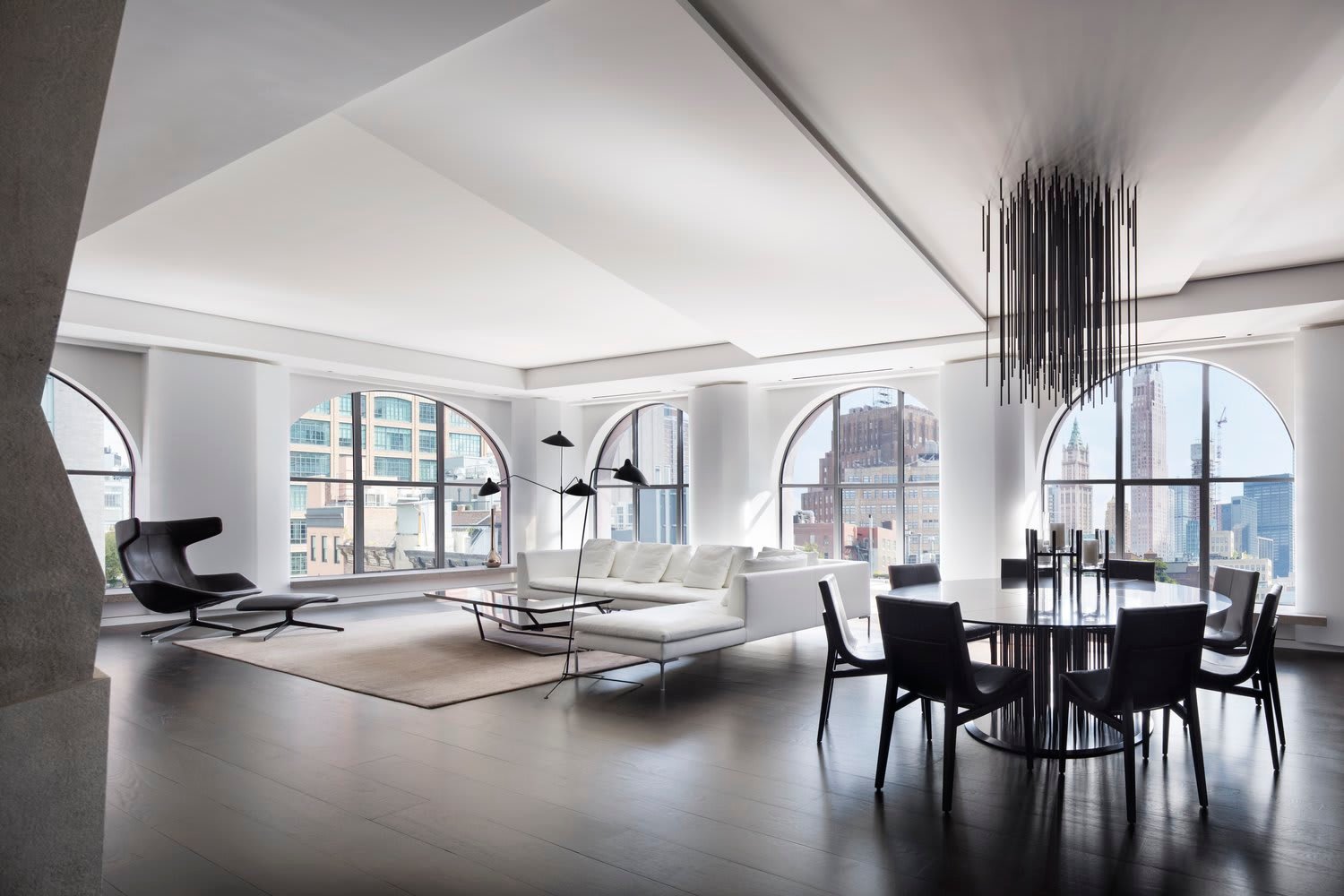 TOP COMPASS AGENT IAN SLATER GIVES US A LOOK INSIDE A MODERN TRIBECA MASTERPIECE