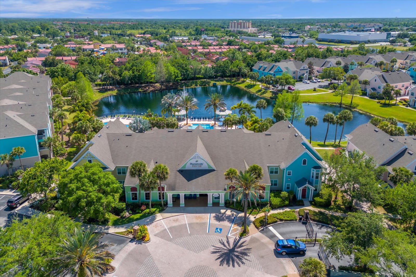 5008 MANGROVE ALY #202