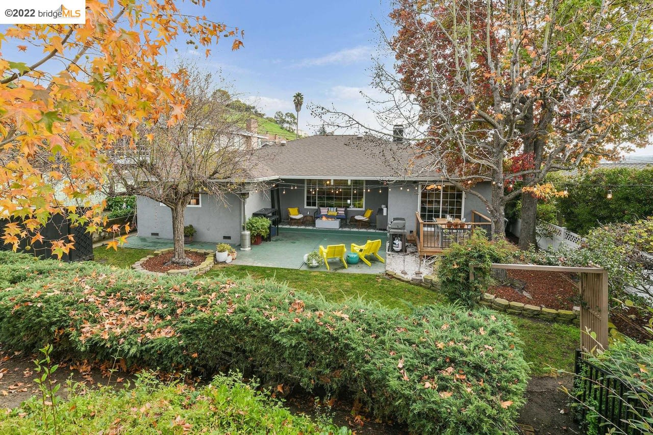 1280 Vistagrand Dr
