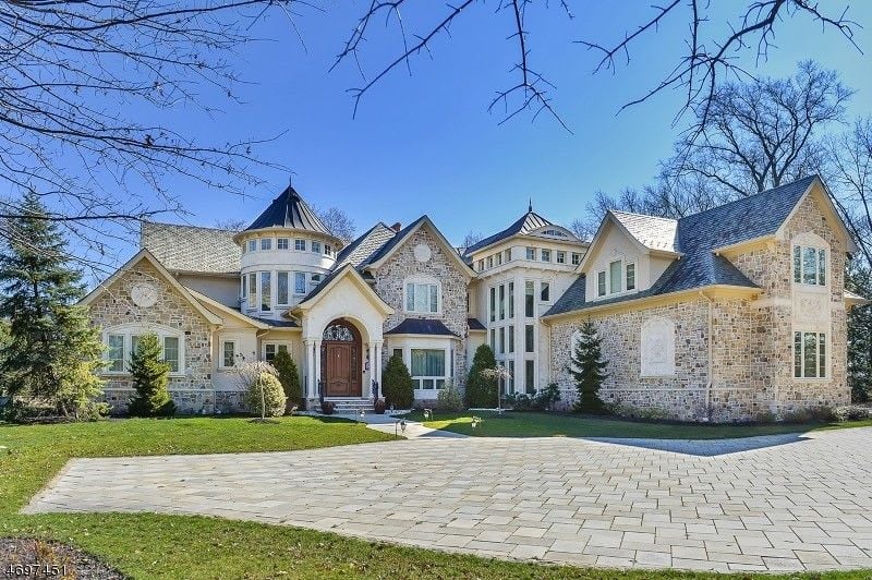 20 Woods Ln