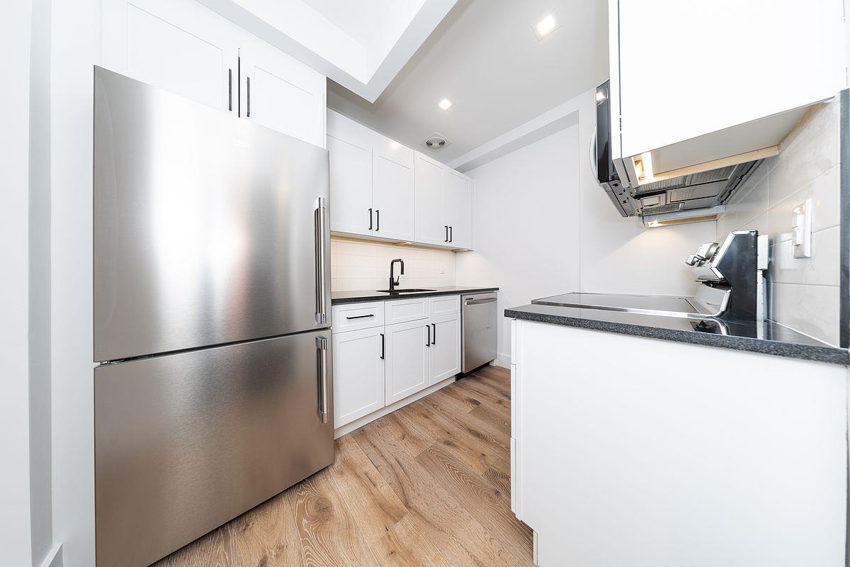 311 Franklin Avenue, Apt 2-A