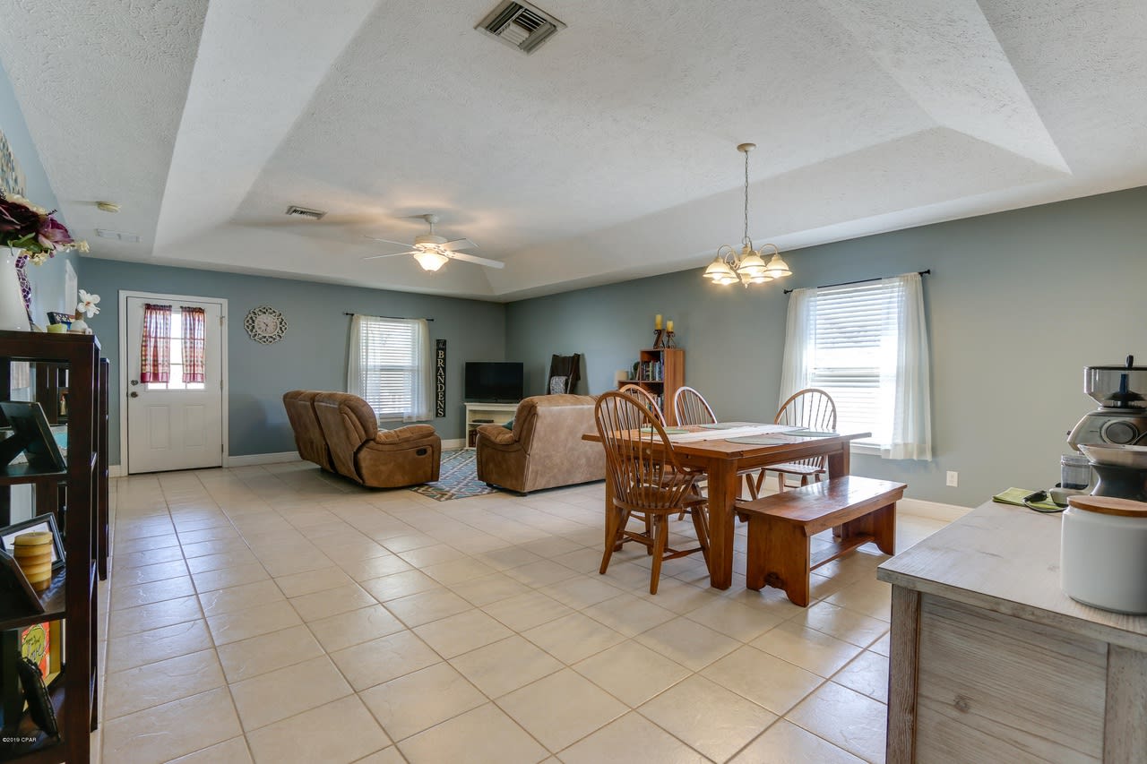5307 Nicholas Lane