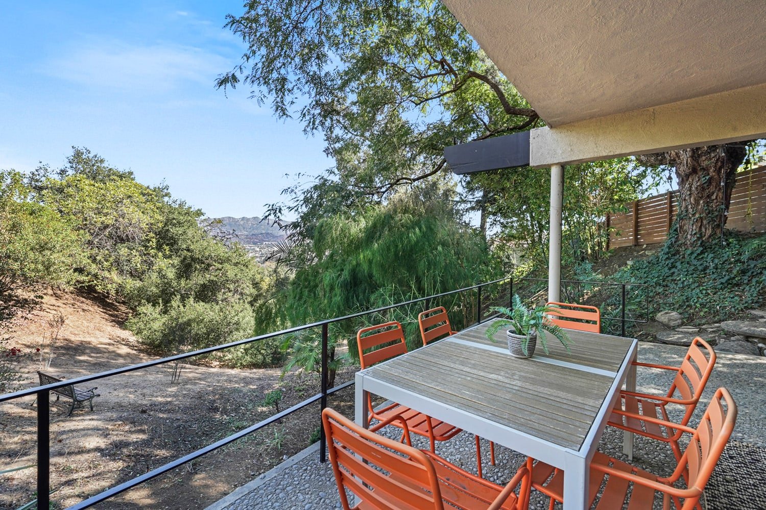 Breathtaking Mid-Century Nature Retreat in Los Feliz