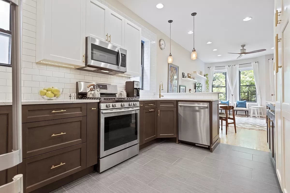 191 Saint Mark's Ave #3E
