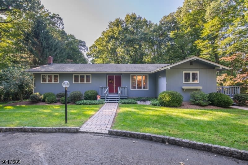 60 Cliffwood Rd