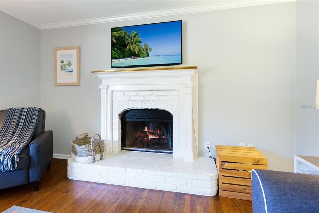1734 Bahia Vista St