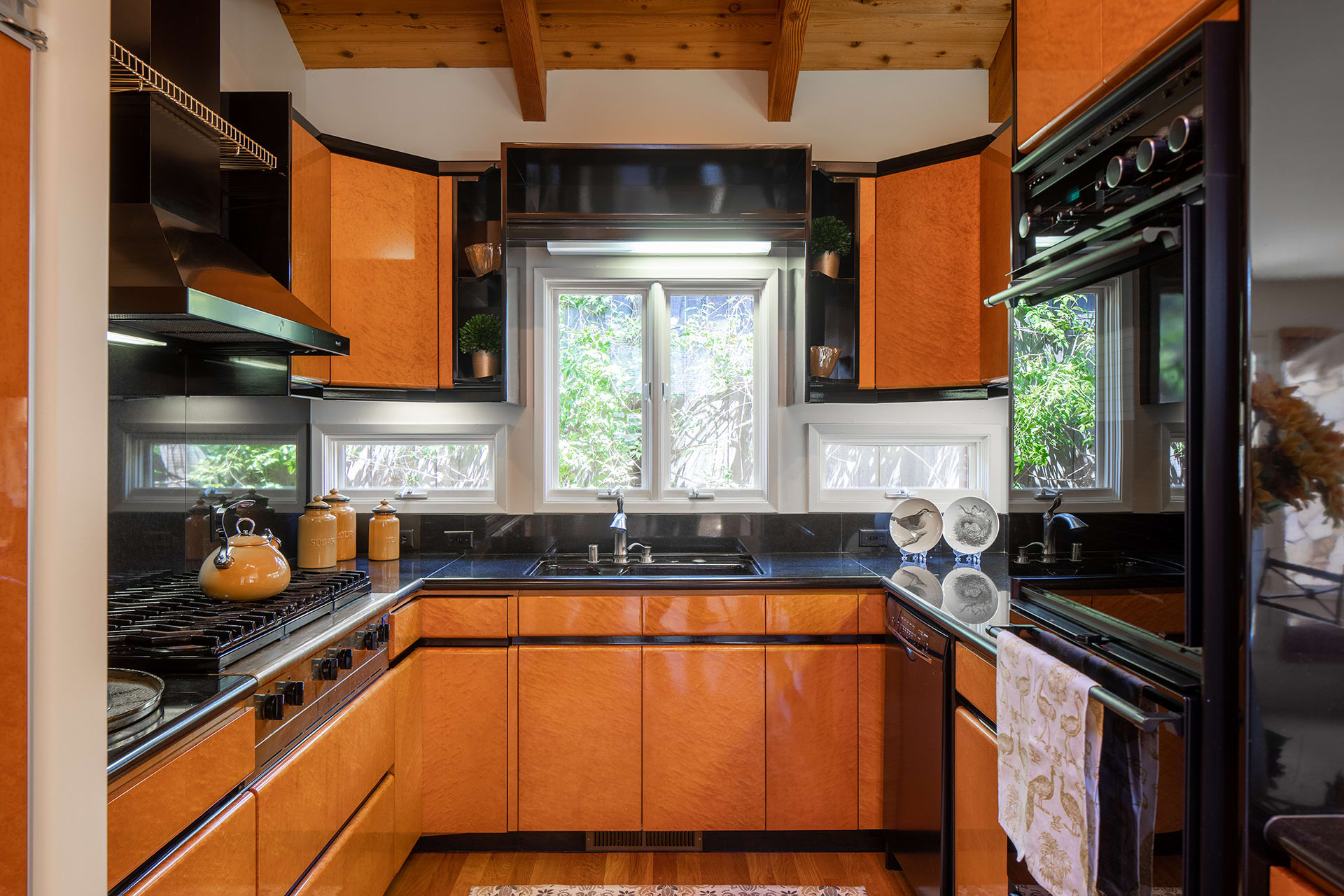 Downtown Carmel Living- San Carlos 4 SE of 12th