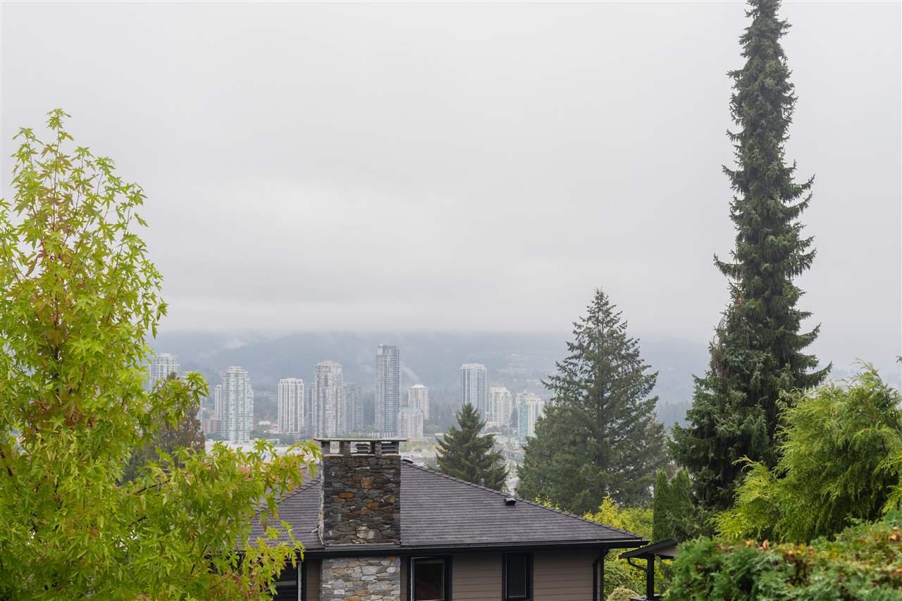 3155 Beacon Dr