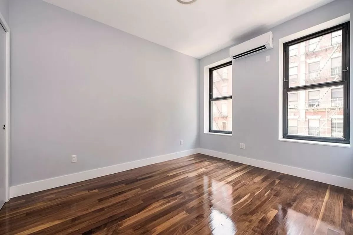347 E 105th Street Unit: 2W