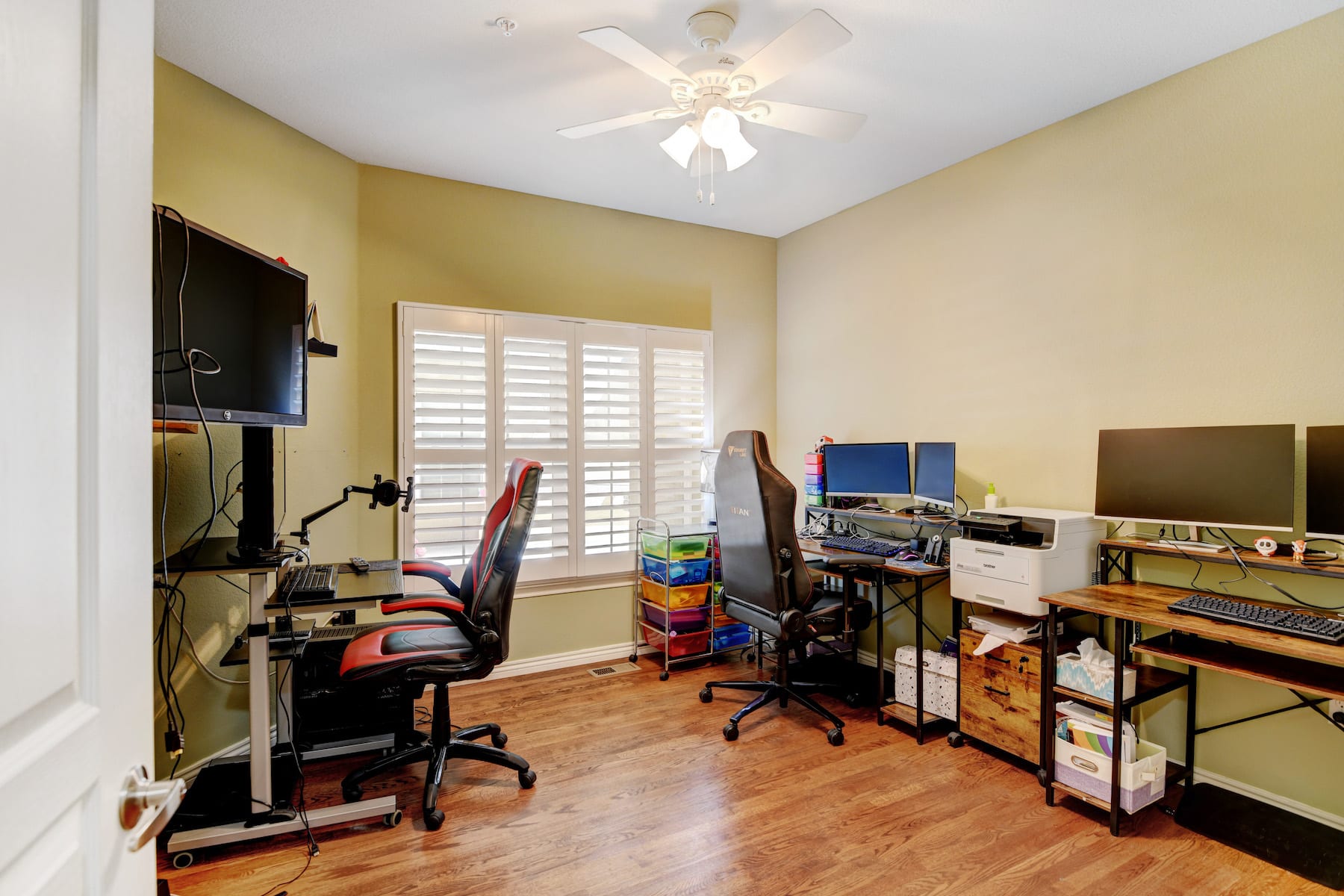 11923 W Long Circle Unit #102