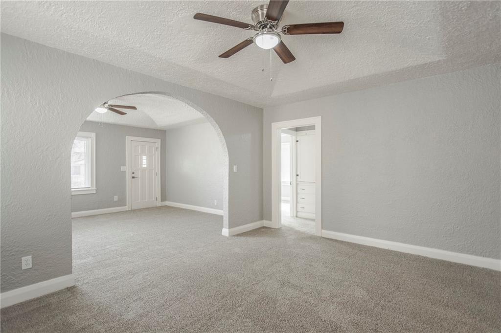 738 N Chapman Ave.