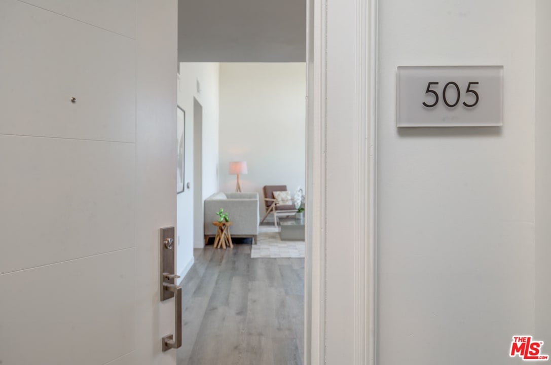 1055 South Serrano Ave, #505