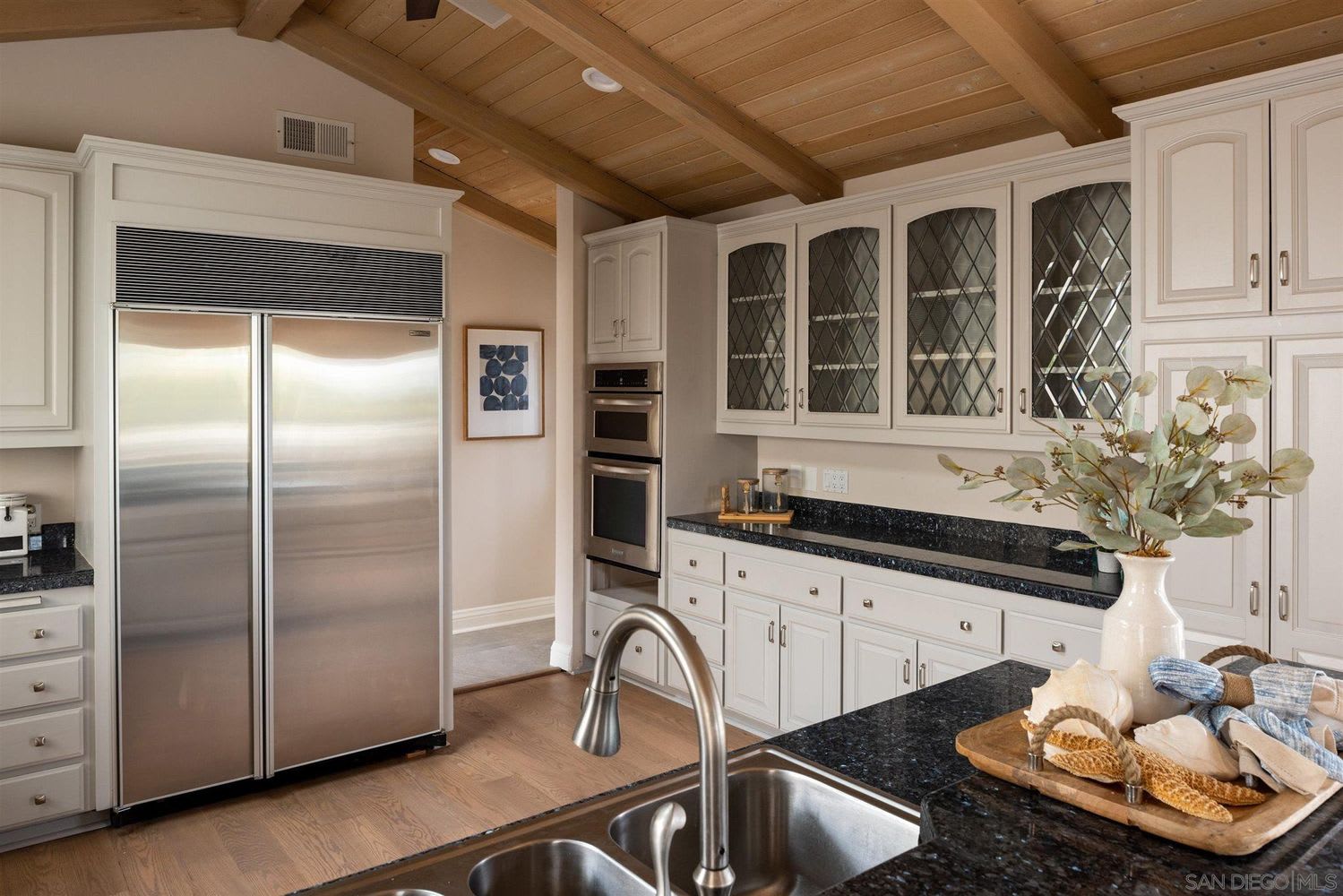 6331 Camino De La Costa