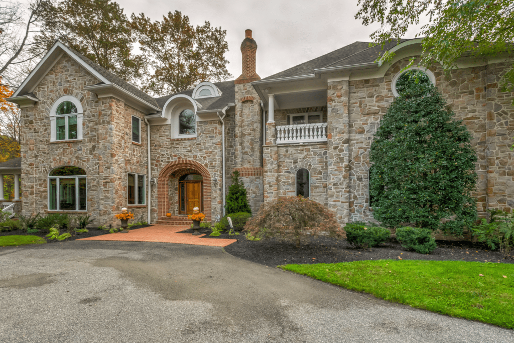 1209 Scotts Knoll Ct