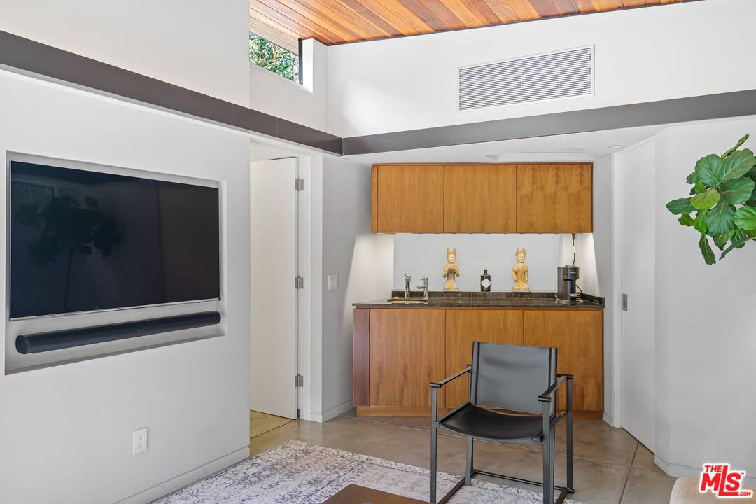 Blissful House