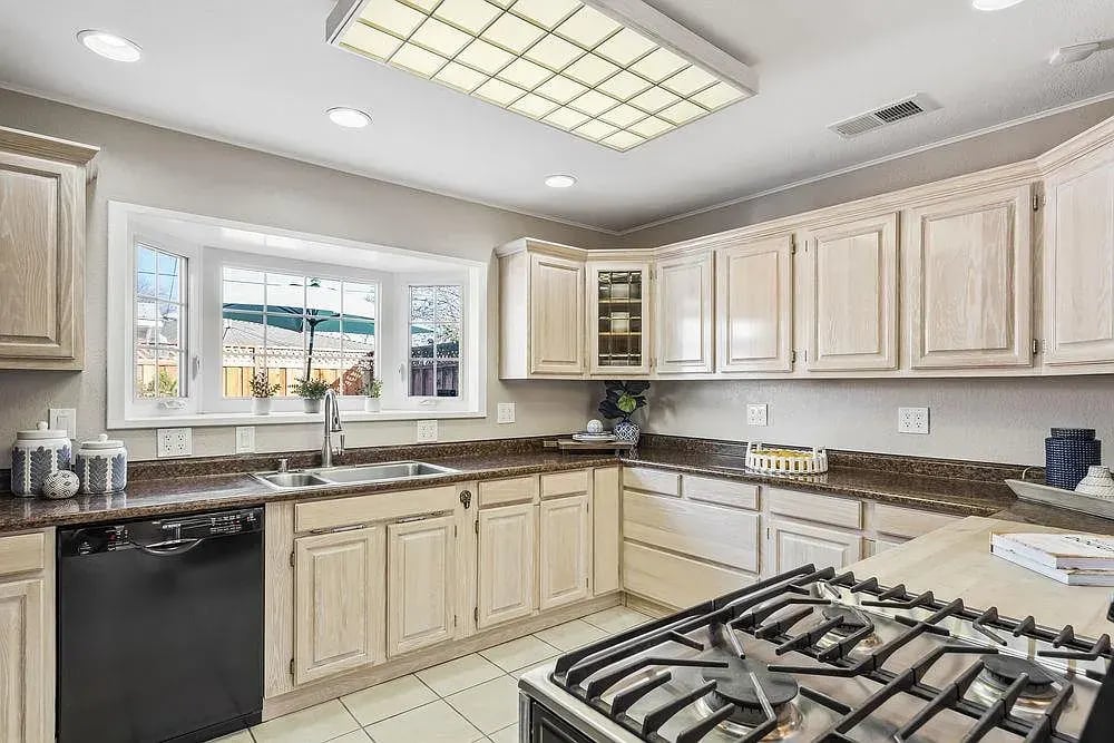 3058 Kirk Rd