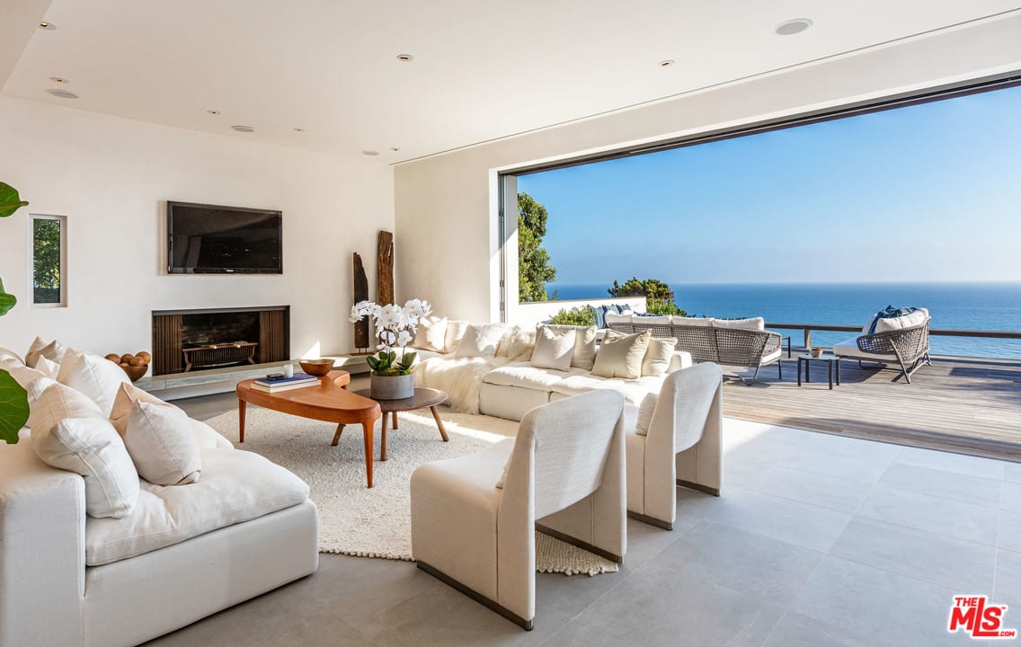 32554 Pacific Coast Hwy