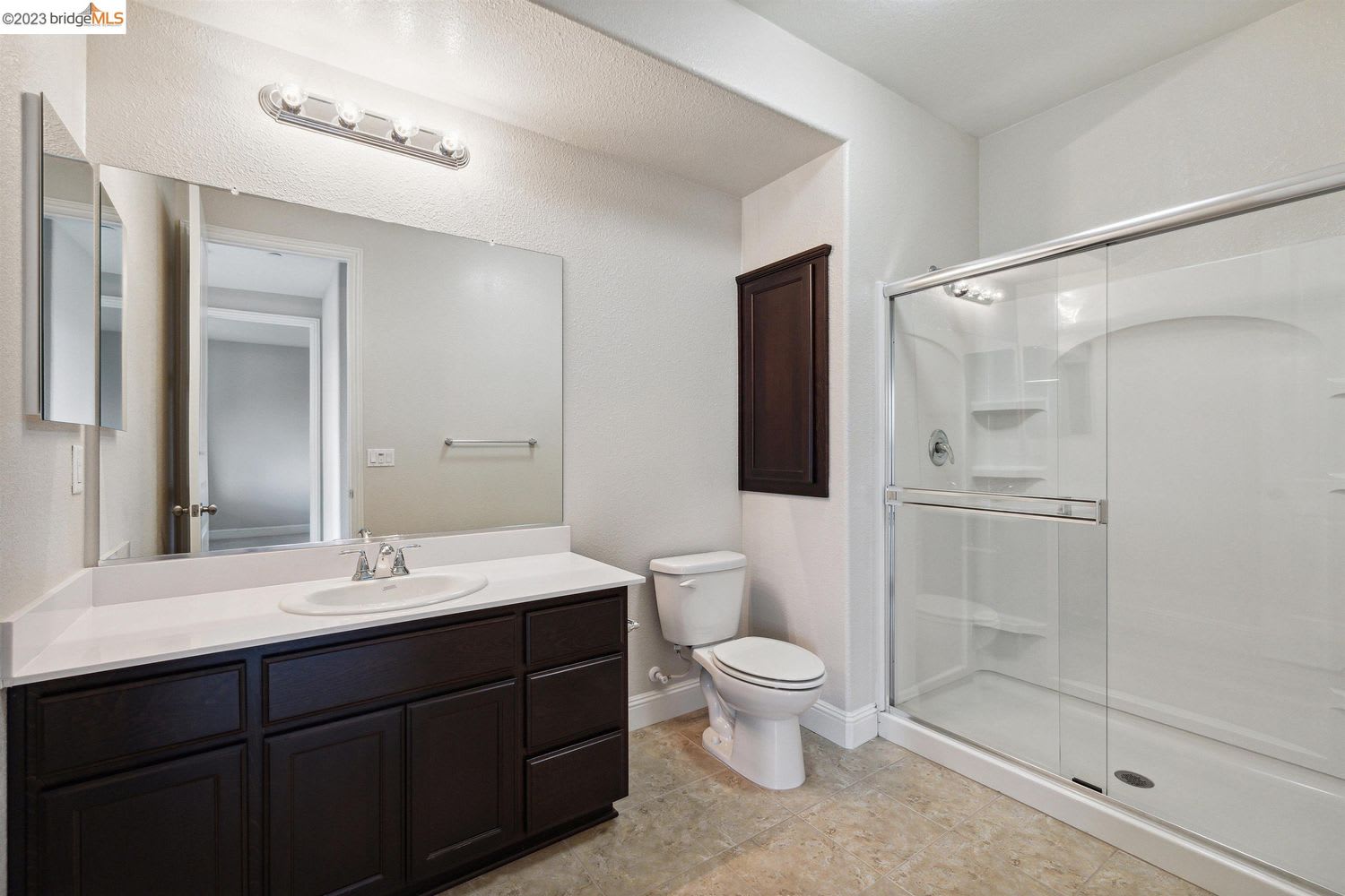 6519 Bayview Dr, Oakland, CA 94605