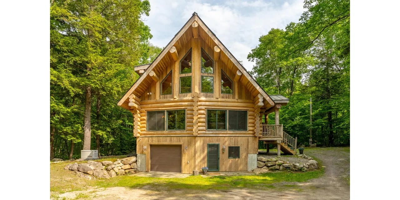 New Listing! 320 Commons Drive, Bridgton, ME 04009 – $869,000