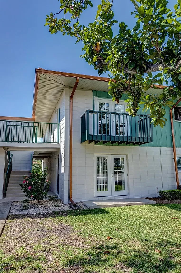 2100 W Beach Drive Unit E203