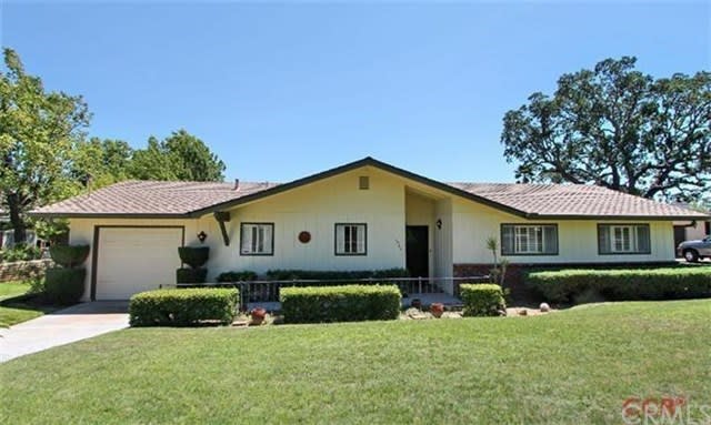 1544 Fairway Dr