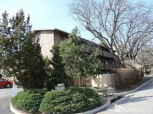 8730 Metcalf Avenue # 207