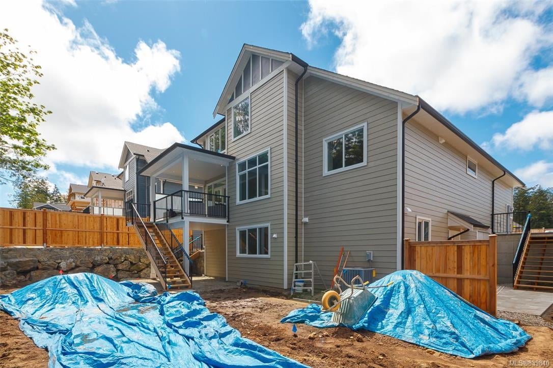 3516 Paperbark Cres