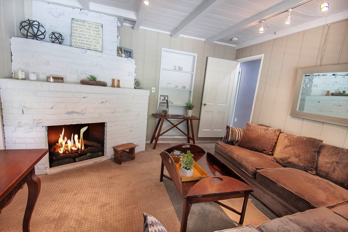 4559 Van Noord Ave Studio City, CA