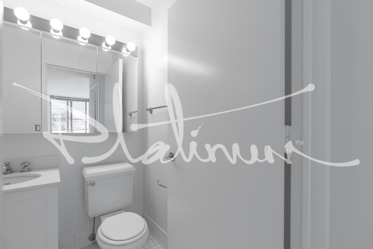 2 Gold Street, Apt 2811