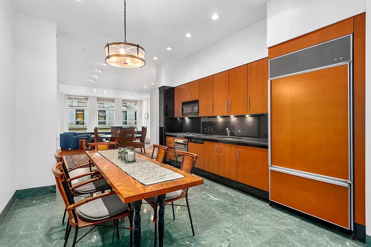 74 Fifth Avenue #3C