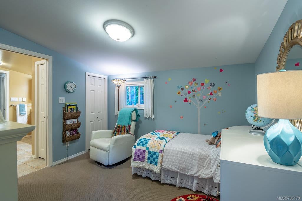 1139 Camrose Cres