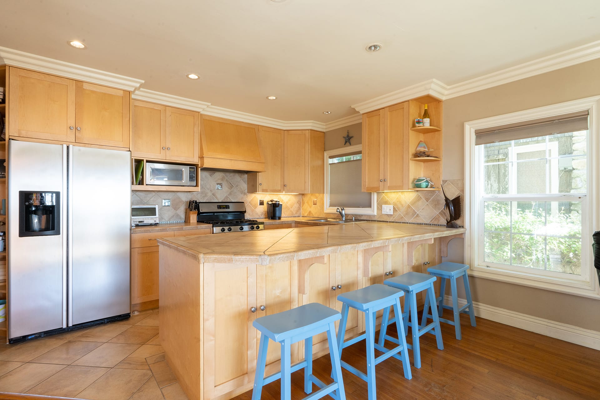 Santa Cruz Beach Living - 1703 E Cliff Dr