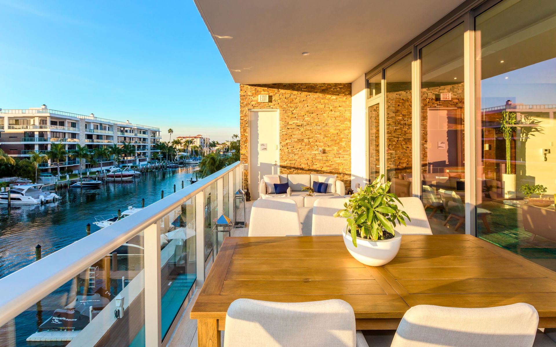 31 Isle Of Venice Dr Unit: 301