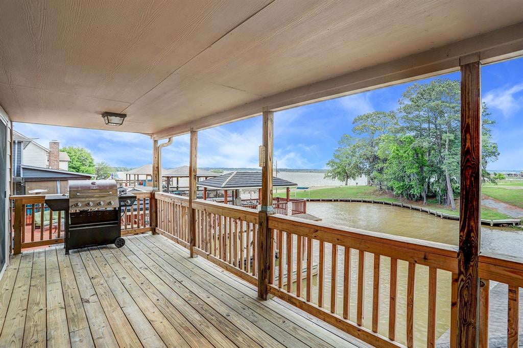 20102 Atascocita Shores Dr