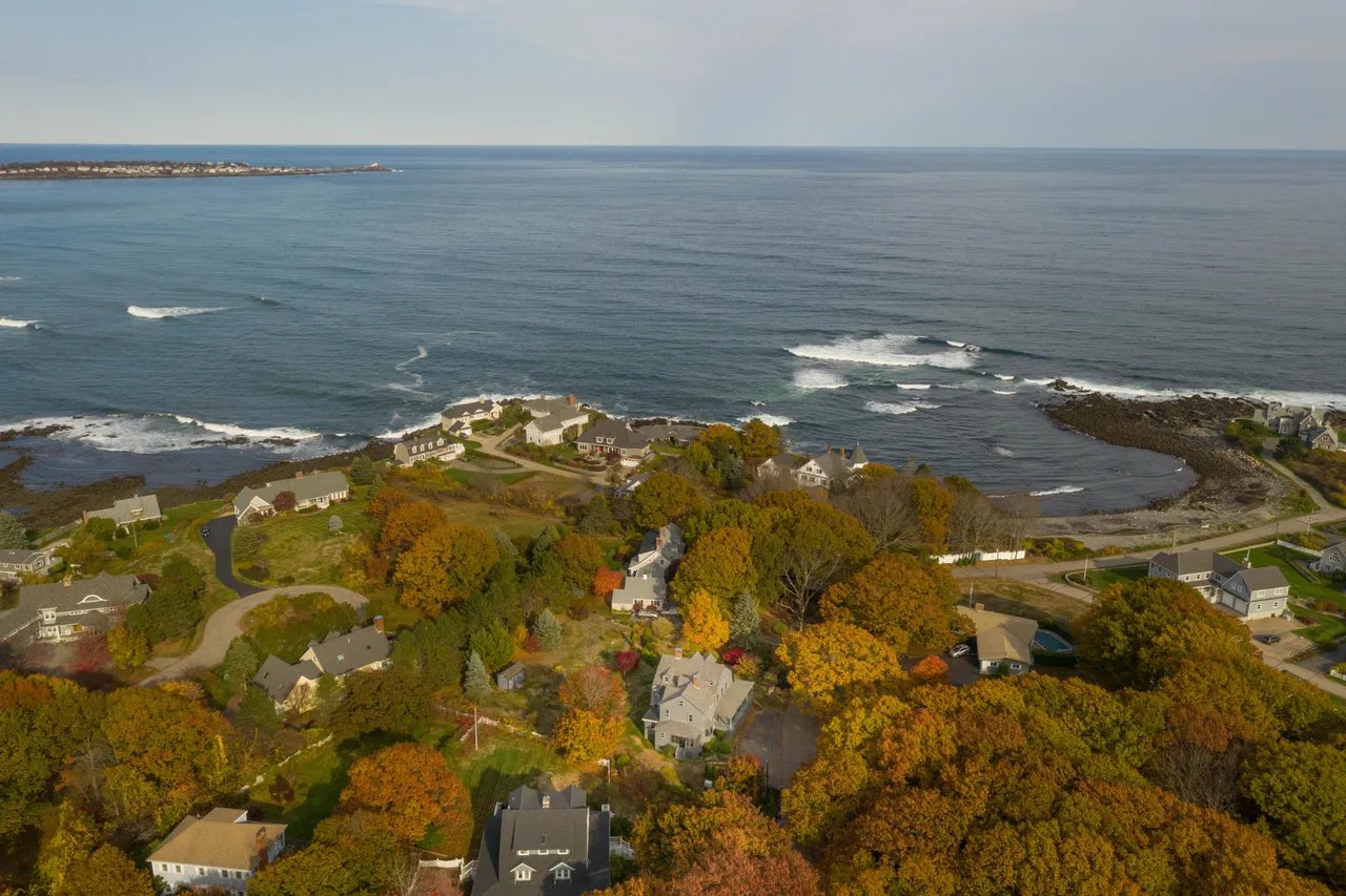 Home for Sale – 14 Roaring Rock Road, York, ME