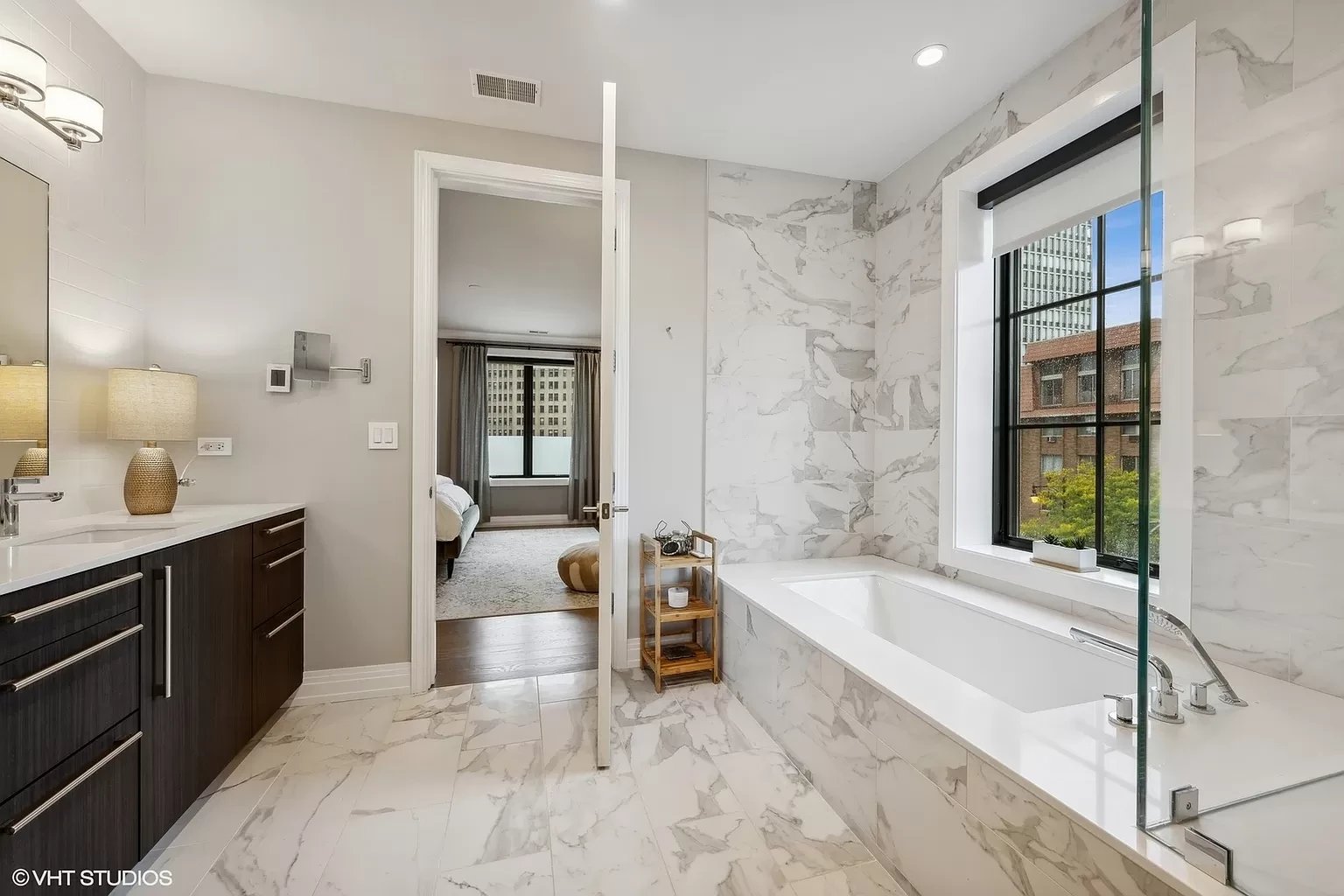 445 W Arlington, Unit 4W