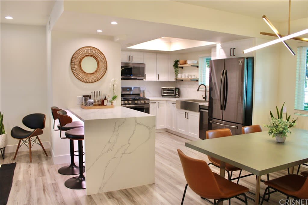 618 North Howard Street, #121