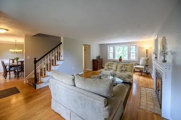 450 Main St