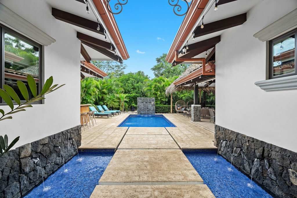 Pura Vida House | 6 bedroom 6 Bathroom Rental Juggernaut in Gated Community