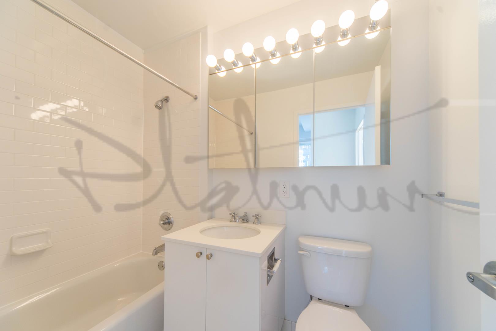 45 Wall Street, Apt 906